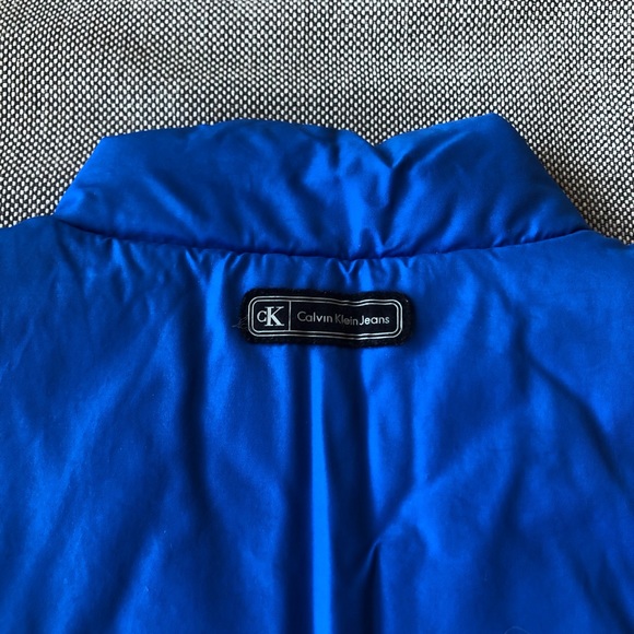 (200) Calvin Klein Blue Puffer Vest - Picture 4 of 8